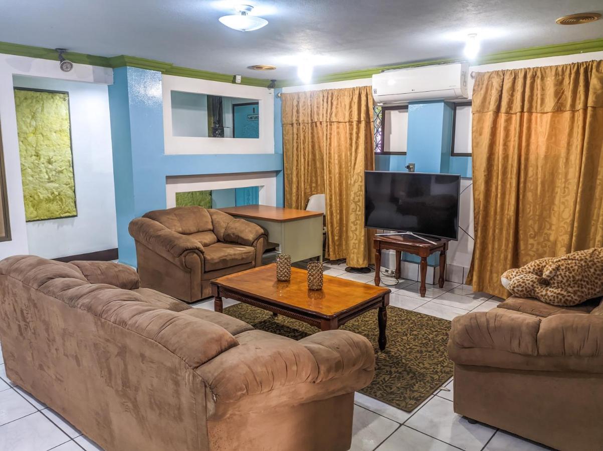 Hotel Fuente De Paz Манагуа Екстериор снимка